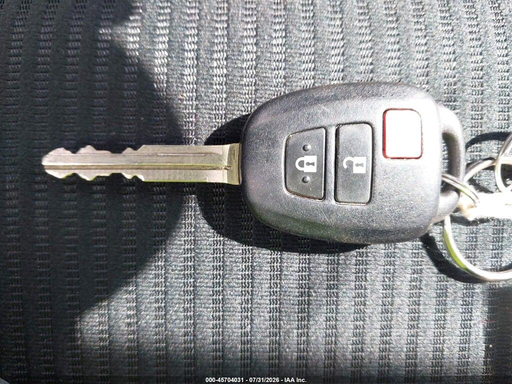 JTMBFREV3GJ074971 2016 TOYOTA RAV4 photo no. 11