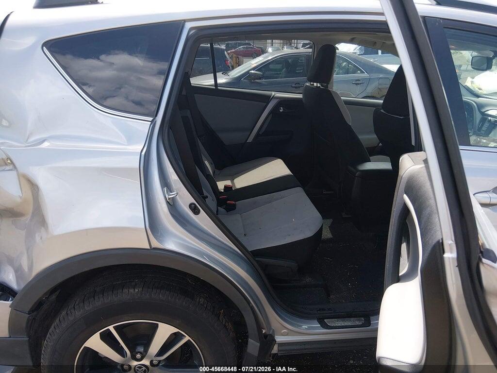 2T3WFREV8GW289426 2016 TOYOTA RAV4 photo no. 8