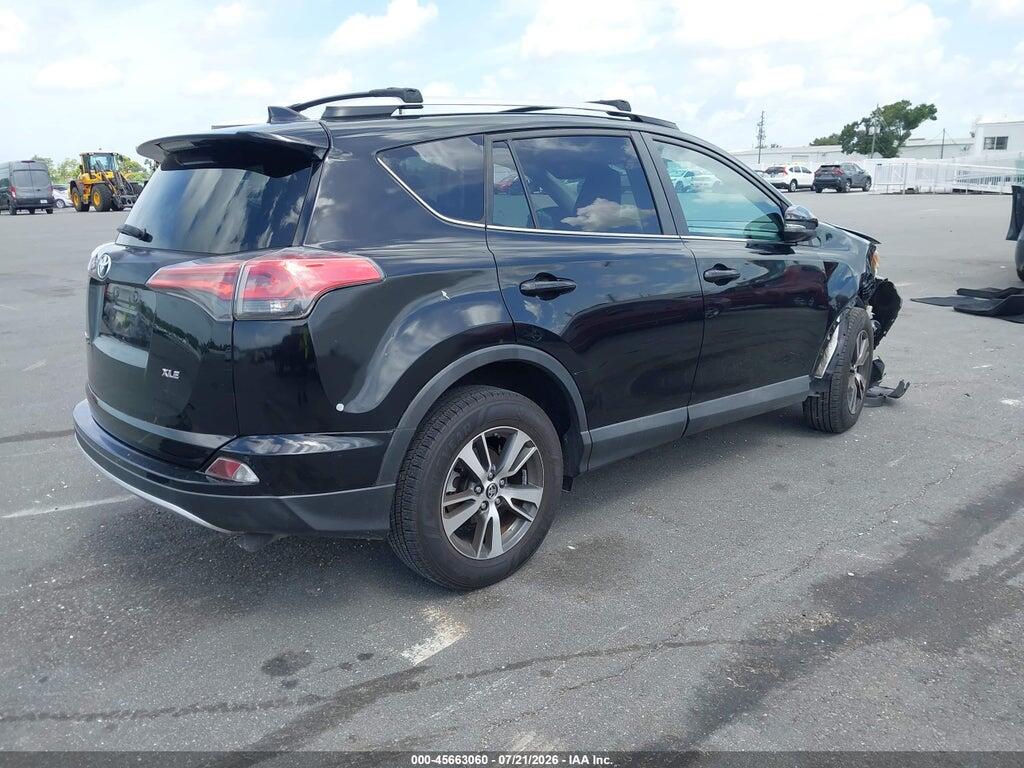 2T3WFREVXGW306629 2016 TOYOTA RAV4 photo no. 4