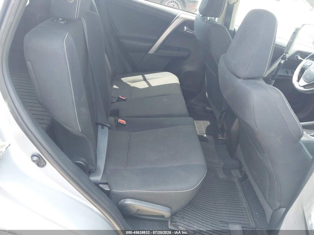 2T3RFREV2GW476643 2016 TOYOTA RAV4 photo no. 8