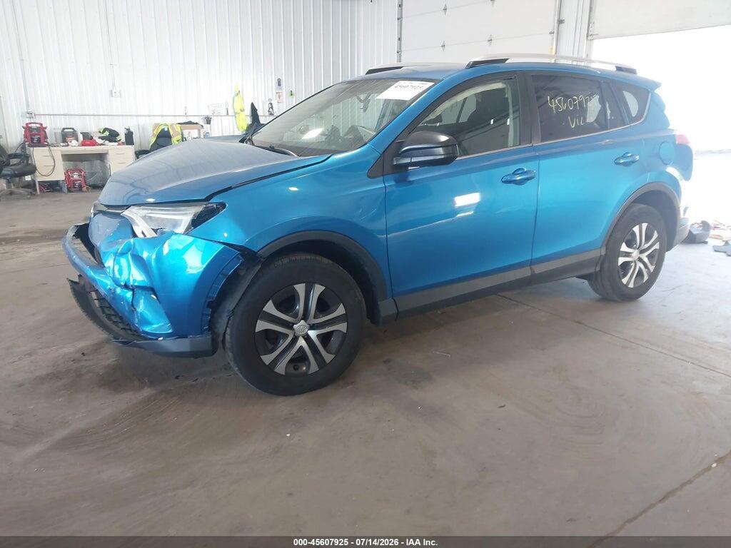 JTMBFREV5GJ080156 2016 TOYOTA RAV4 photo no. 2