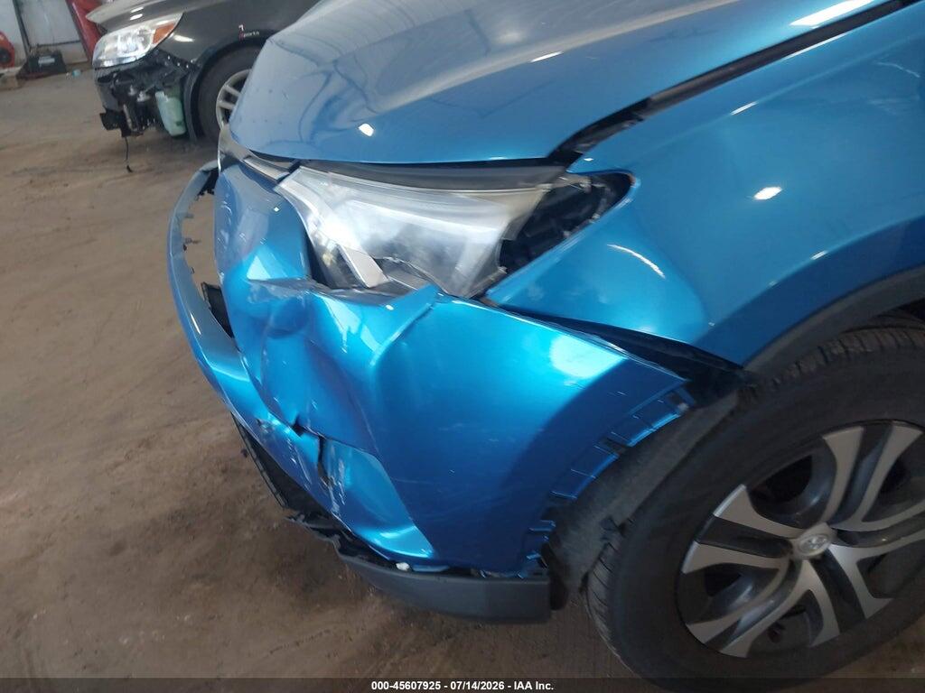 JTMBFREV5GJ080156 2016 TOYOTA RAV4 photo no. 6