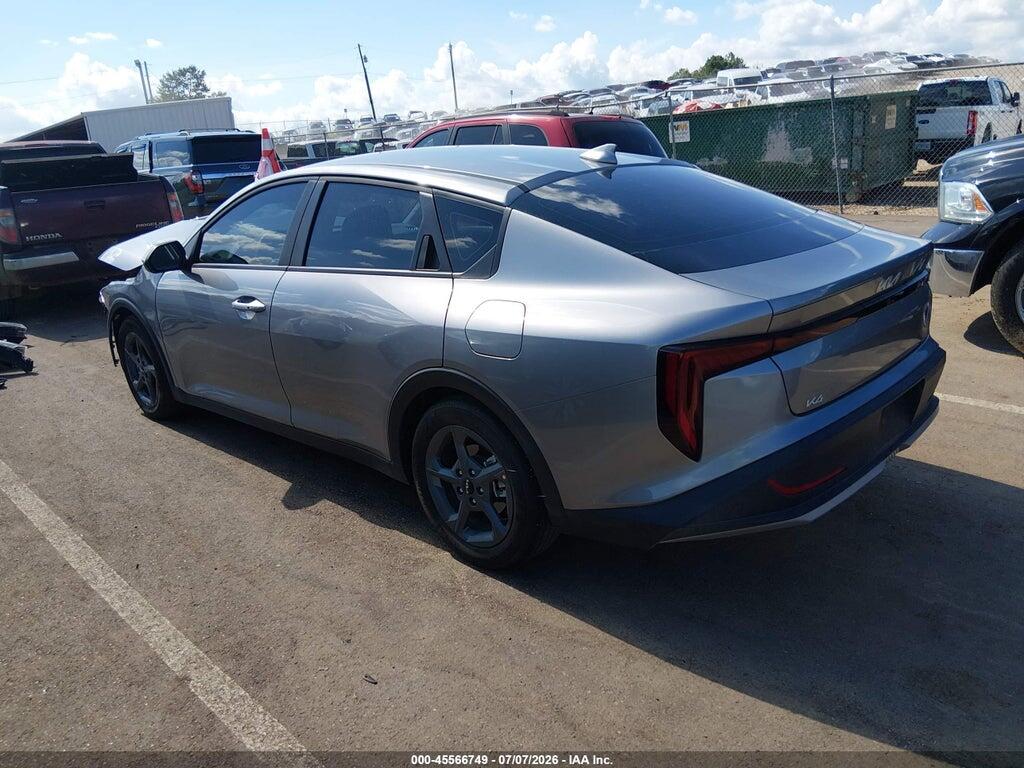 3KPFT4DE1SE210759 2025 KIA K4 photo no. 3