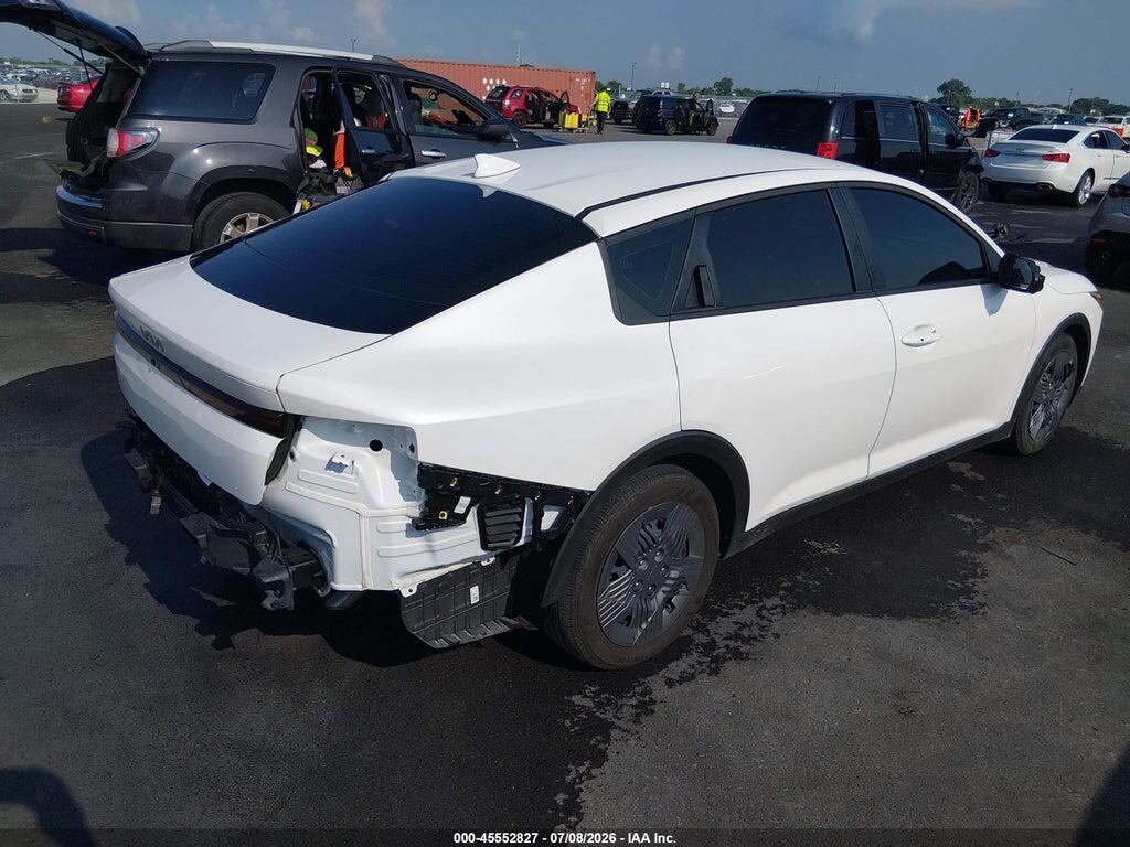 3KPFT4DE5SE212577 2025 KIA K4 photo no. 4