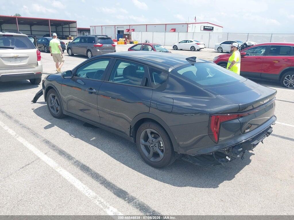 3KPFT4DE2SE228977 2025 KIA K4 photo no. 3