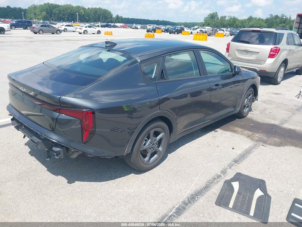 3KPFT4DE2SE228977 2025 KIA K4 photo no. 4