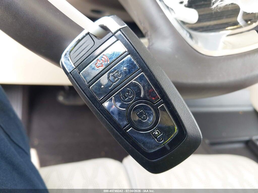 5LMJJ3TG3REL23172 2024 LINCOLN NAVIGATOR photo no. 11