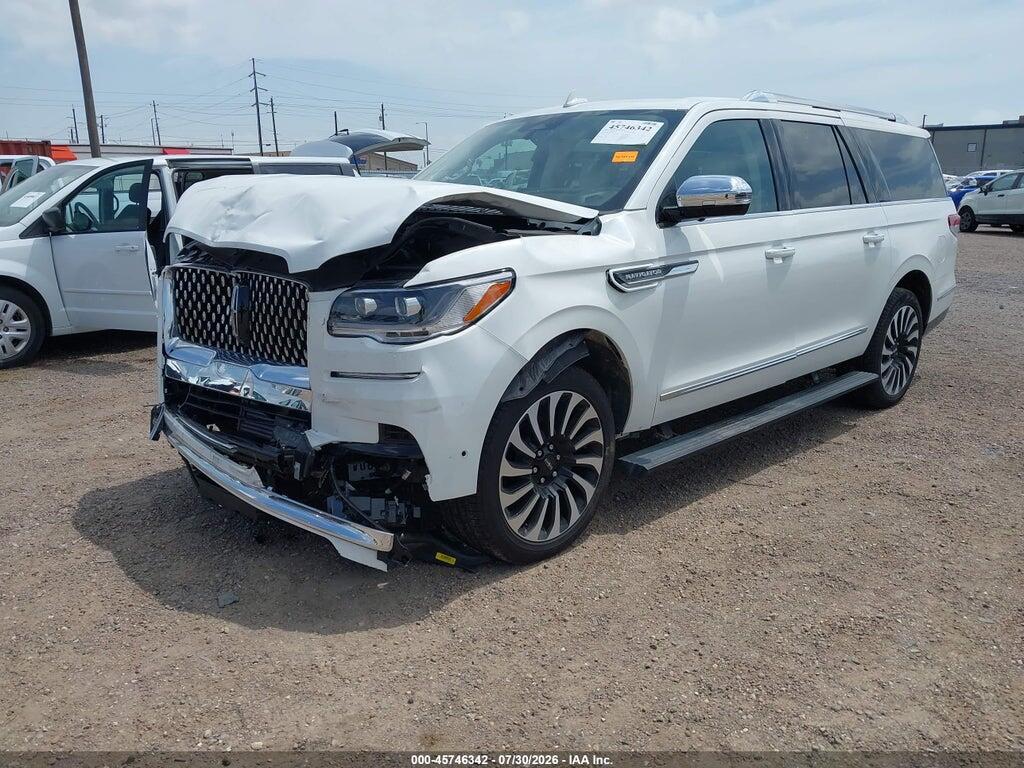 5LMJJ3TG3REL23172 2024 LINCOLN NAVIGATOR photo no. 2