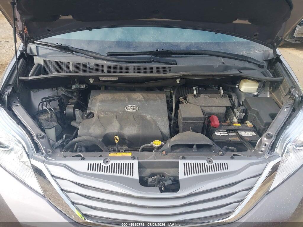 5TDYK3DC3GS729779 2016 TOYOTA SIENNA photo no. 10