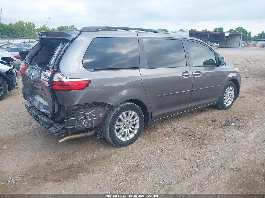 5TDYK3DC3GS729779 2016 TOYOTA SIENNA photo no. 4