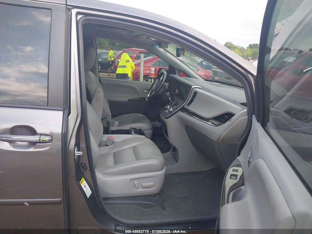 5TDYK3DC3GS729779 2016 TOYOTA SIENNA photo no. 5