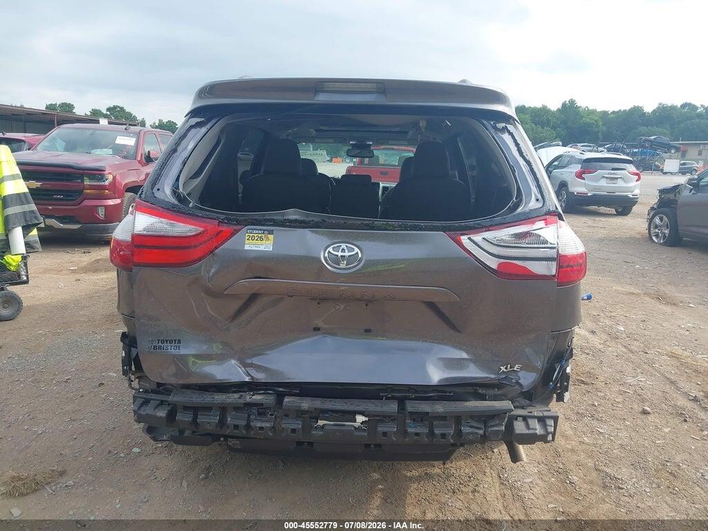 5TDYK3DC3GS729779 2016 TOYOTA SIENNA photo no. 6