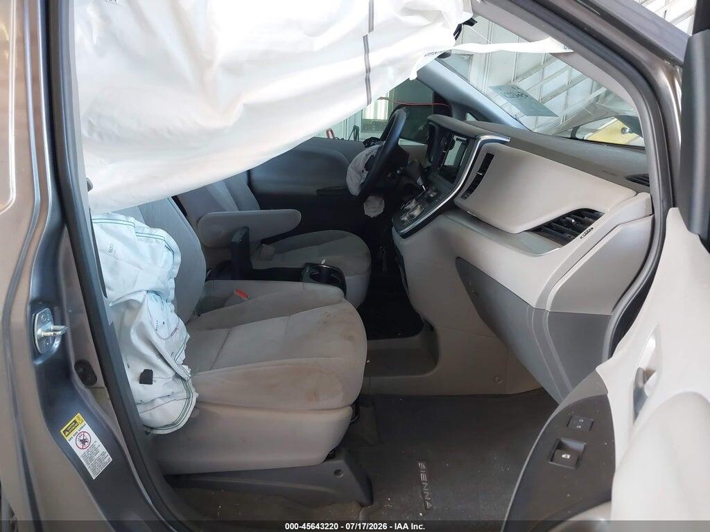 5TDKK3DC5GS720569 2016 TOYOTA SIENNA photo no. 5