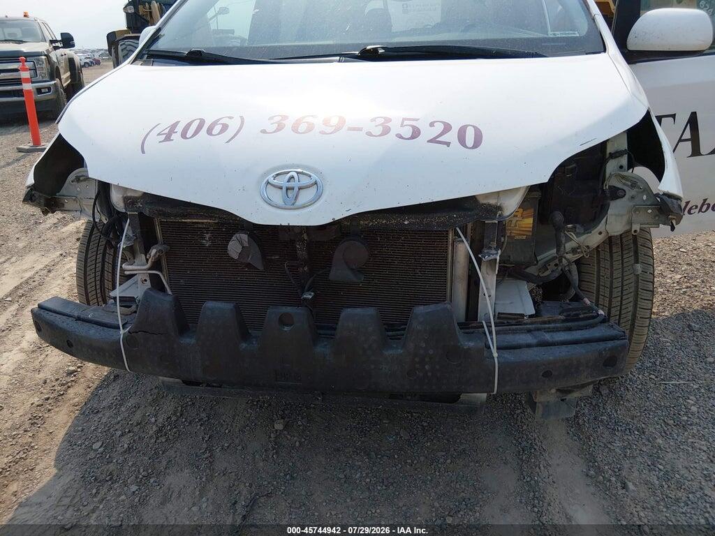 5TDKK3DC9GS719845 2016 TOYOTA SIENNA photo no. 6