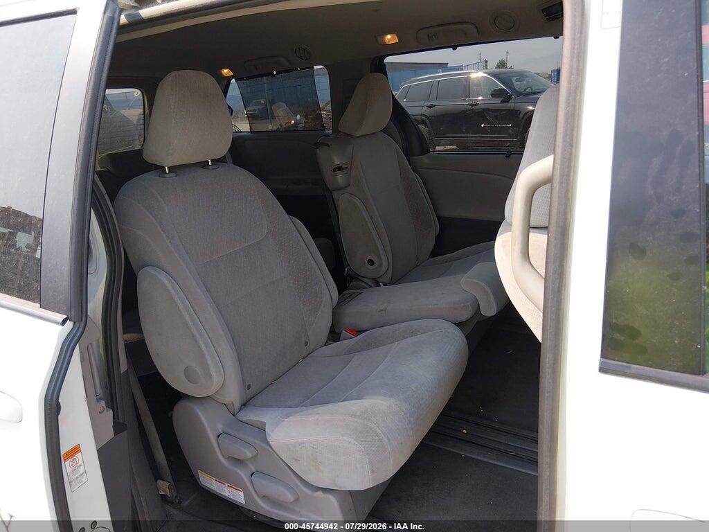 5TDKK3DC9GS719845 2016 TOYOTA SIENNA photo no. 8