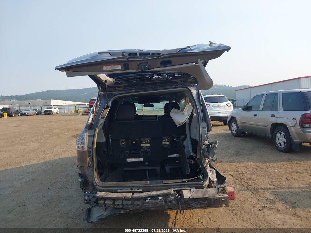5TDXK3DC2GS708482 2016 TOYOTA SIENNA photo no. 6