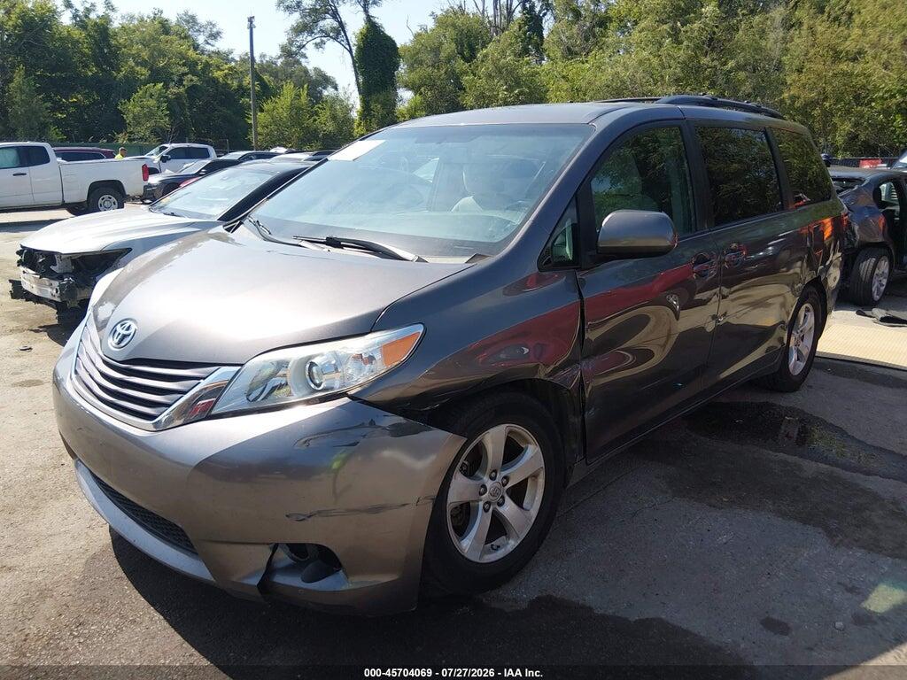5TDKK3DC1GS732265 2016 TOYOTA SIENNA photo no. 2
