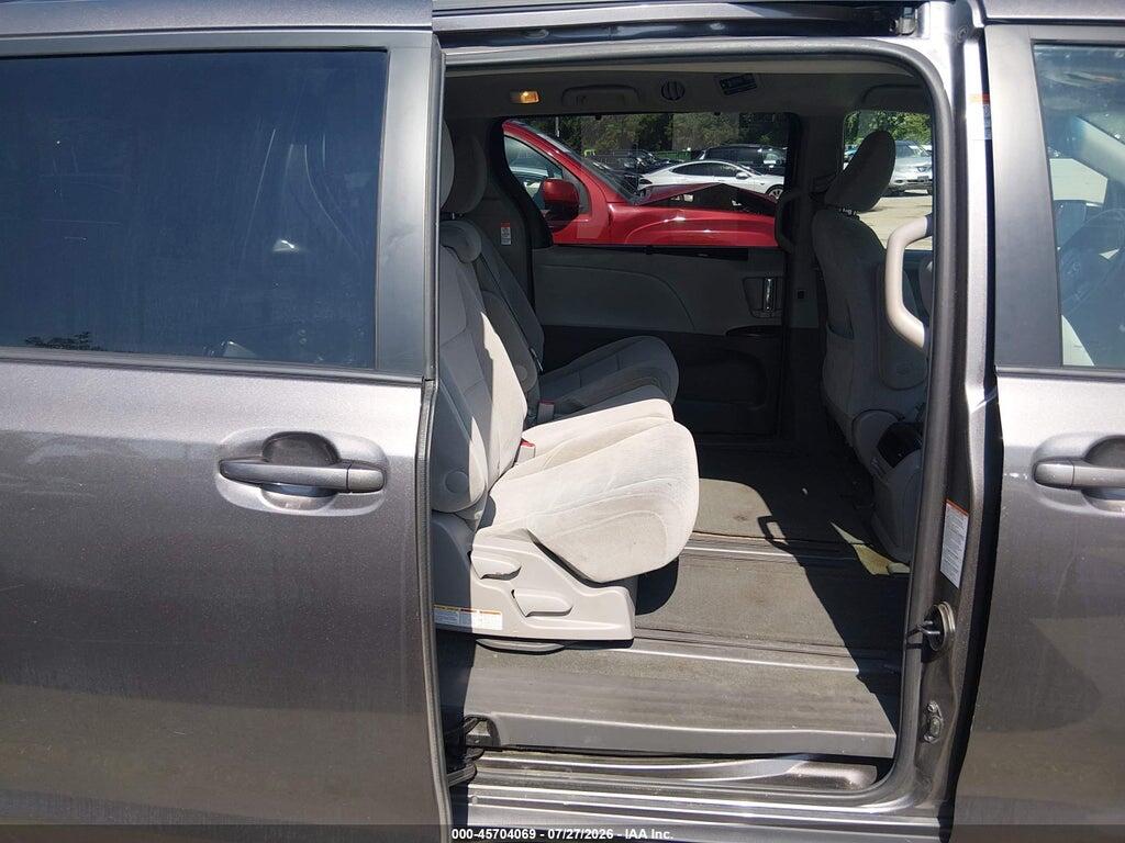 5TDKK3DC1GS732265 2016 TOYOTA SIENNA photo no. 8
