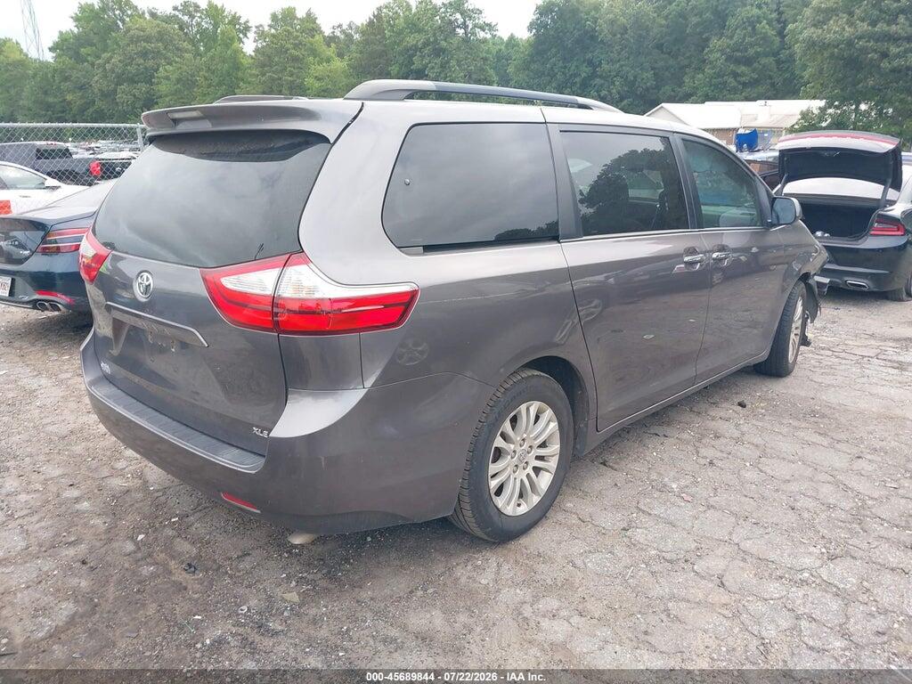5TDYK3DCXGS725972 2016 TOYOTA SIENNA photo no. 4