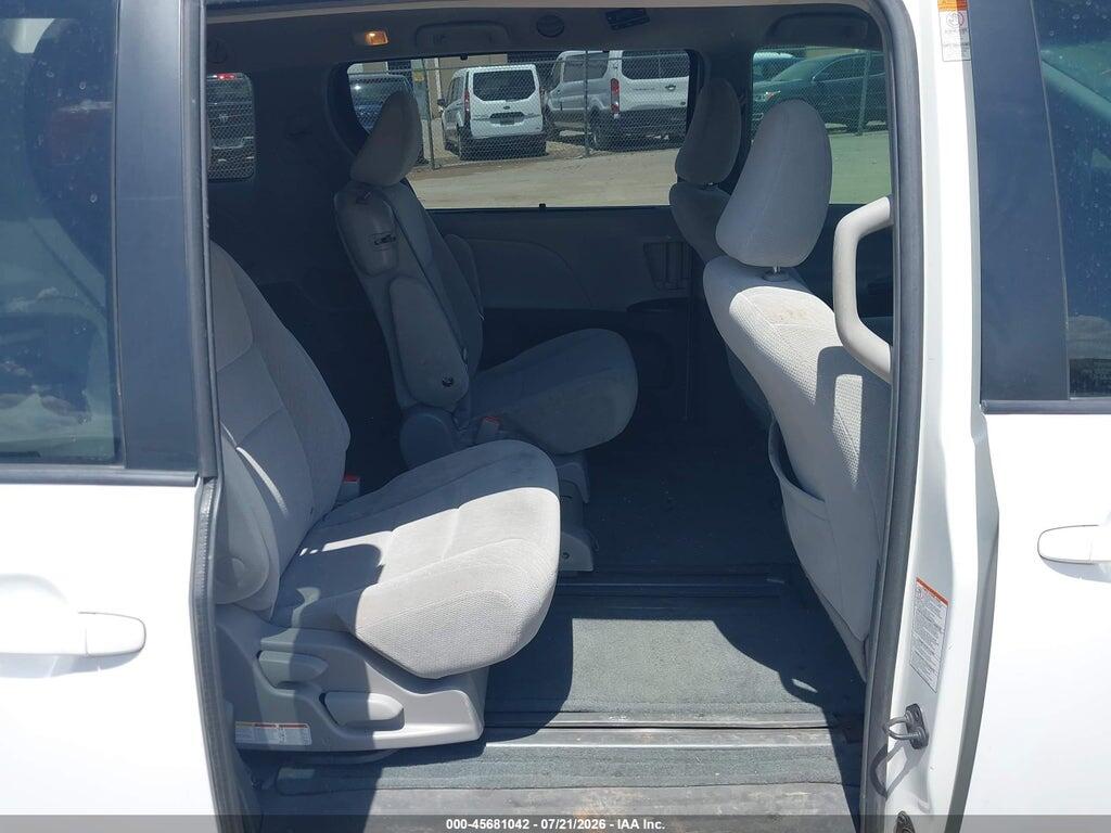 5TDKK3DC0GS694897 2016 TOYOTA SIENNA photo no. 8