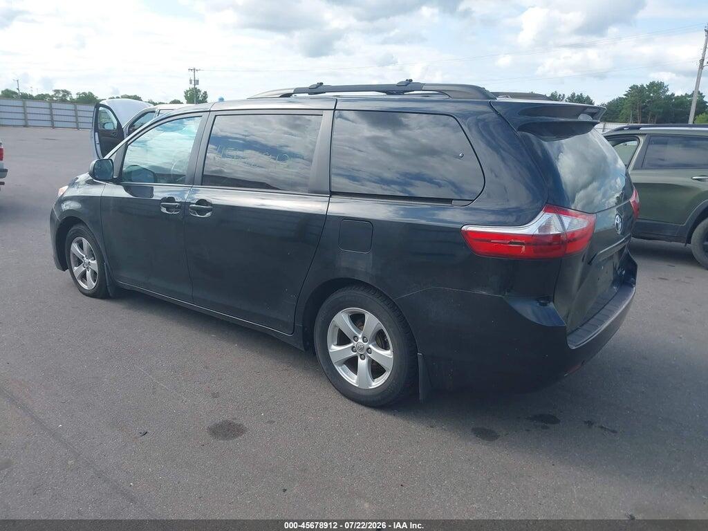 5TDKK3DCXGS695619 2016 TOYOTA SIENNA photo no. 3