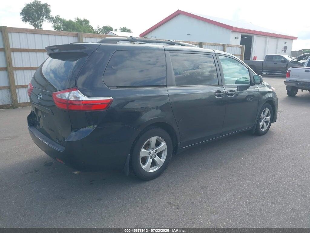 5TDKK3DCXGS695619 2016 TOYOTA SIENNA photo no. 4