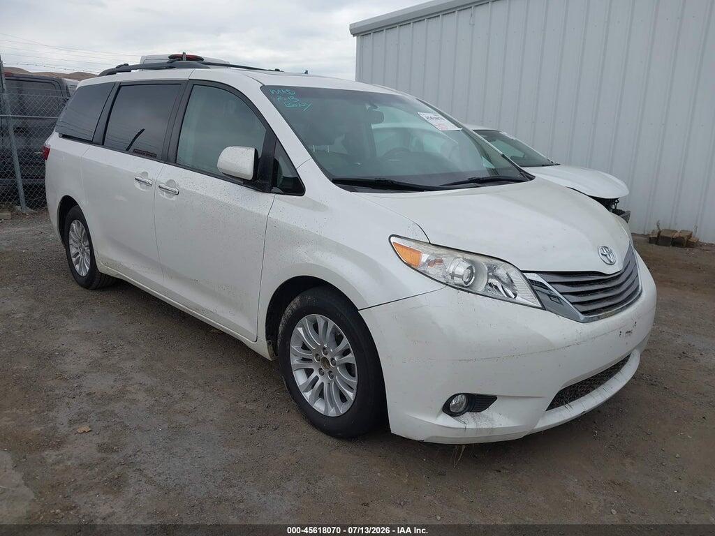 5TDYK3DC5GS754330 2016 TOYOTA SIENNA photo no. 1
