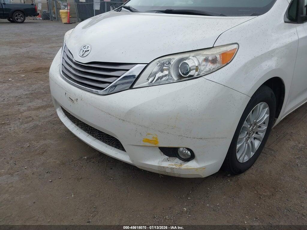 5TDYK3DC5GS754330 2016 TOYOTA SIENNA photo no. 6