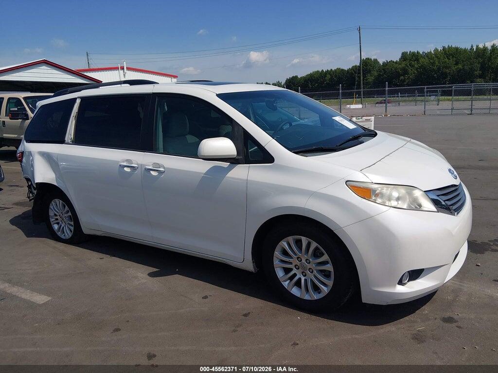 5TDYK3DC4GS709847 2016 TOYOTA SIENNA photo no. 1