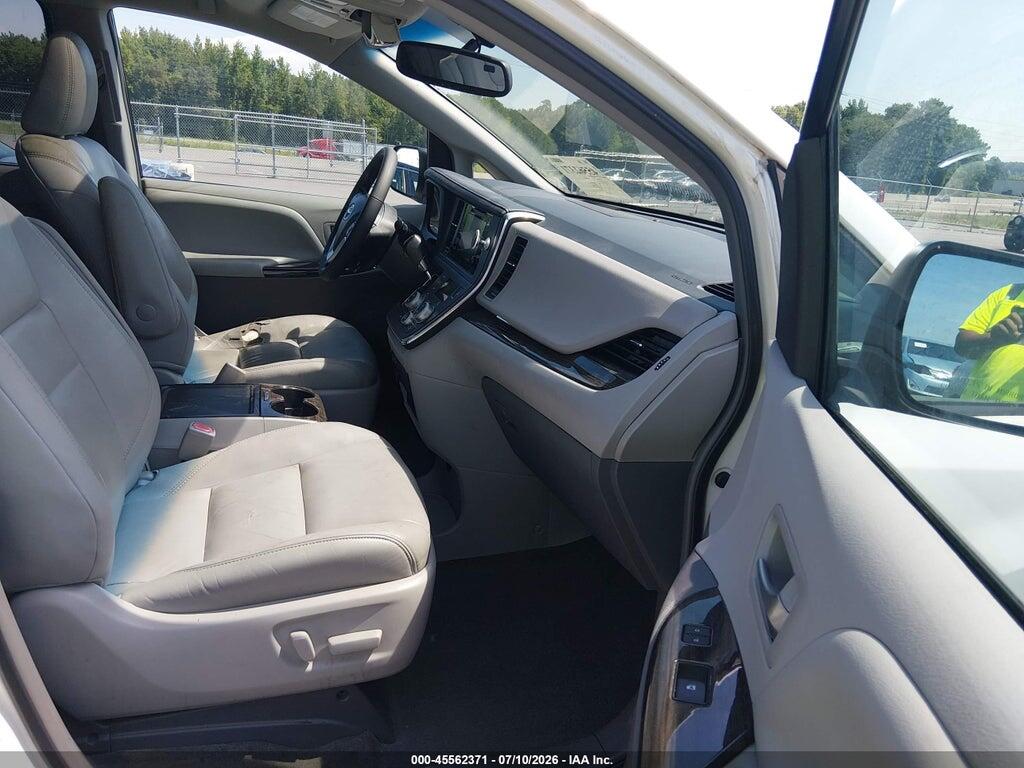 5TDYK3DC4GS709847 2016 TOYOTA SIENNA photo no. 5