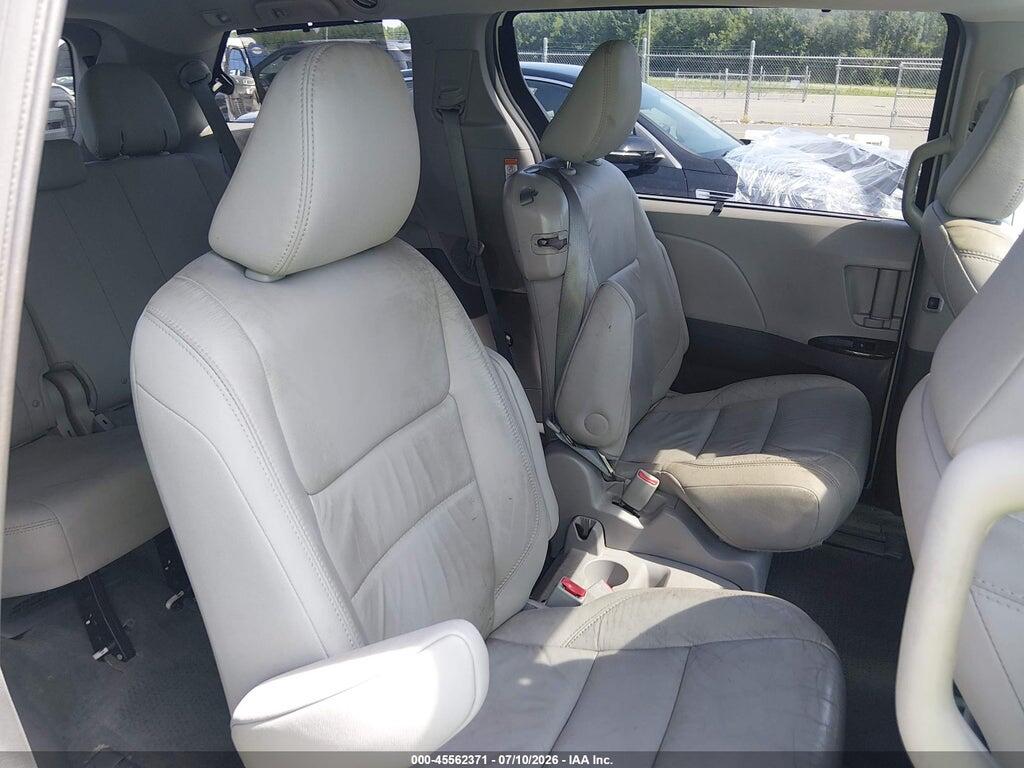 5TDYK3DC4GS709847 2016 TOYOTA SIENNA photo no. 8