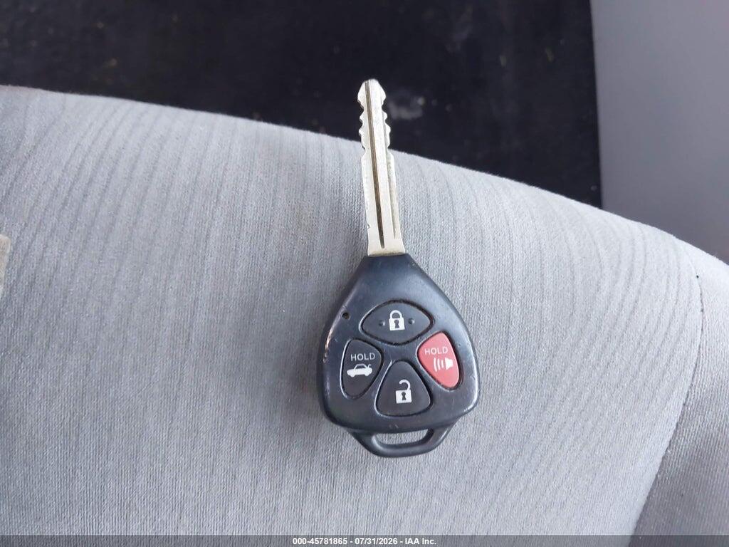 2T1BU4EE8BC564898 2011 TOYOTA COROLLA photo no. 11