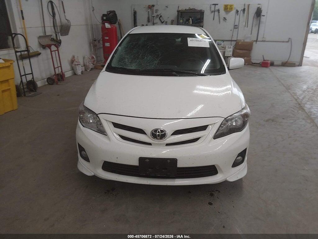 2T1BU4EE0BC696022 2011 TOYOTA COROLLA photo no. 12