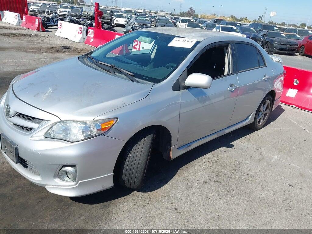 2T1BU4EEXBC620369 2011 TOYOTA COROLLA photo no. 2