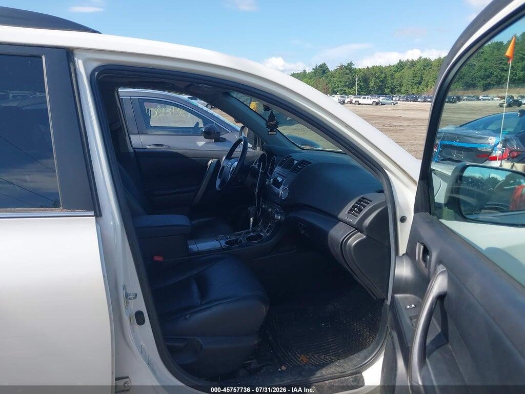 5TDBK3EH5BS084044 2011 TOYOTA HIGHLANDER photo no. 5