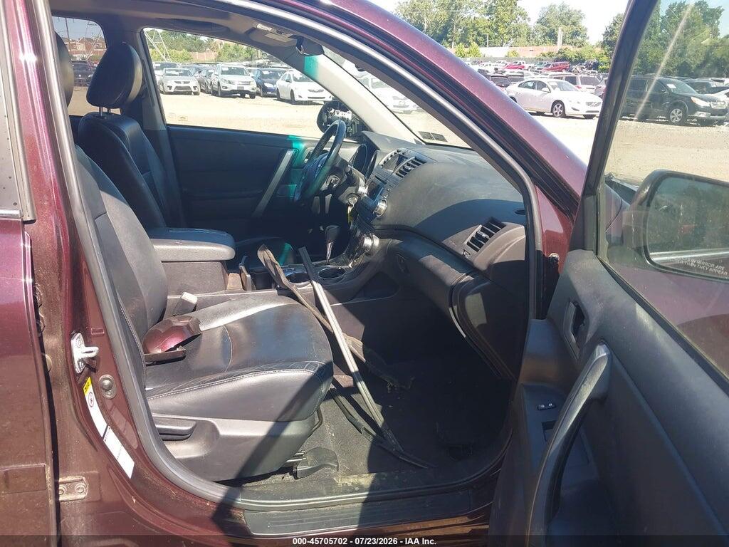 5TDBK3EH3BS041032 2011 TOYOTA HIGHLANDER photo no. 5