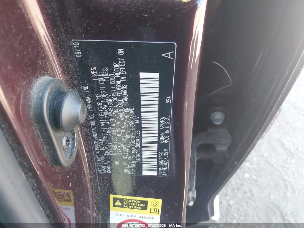 5TDBK3EH3BS041032 2011 TOYOTA HIGHLANDER photo no. 9