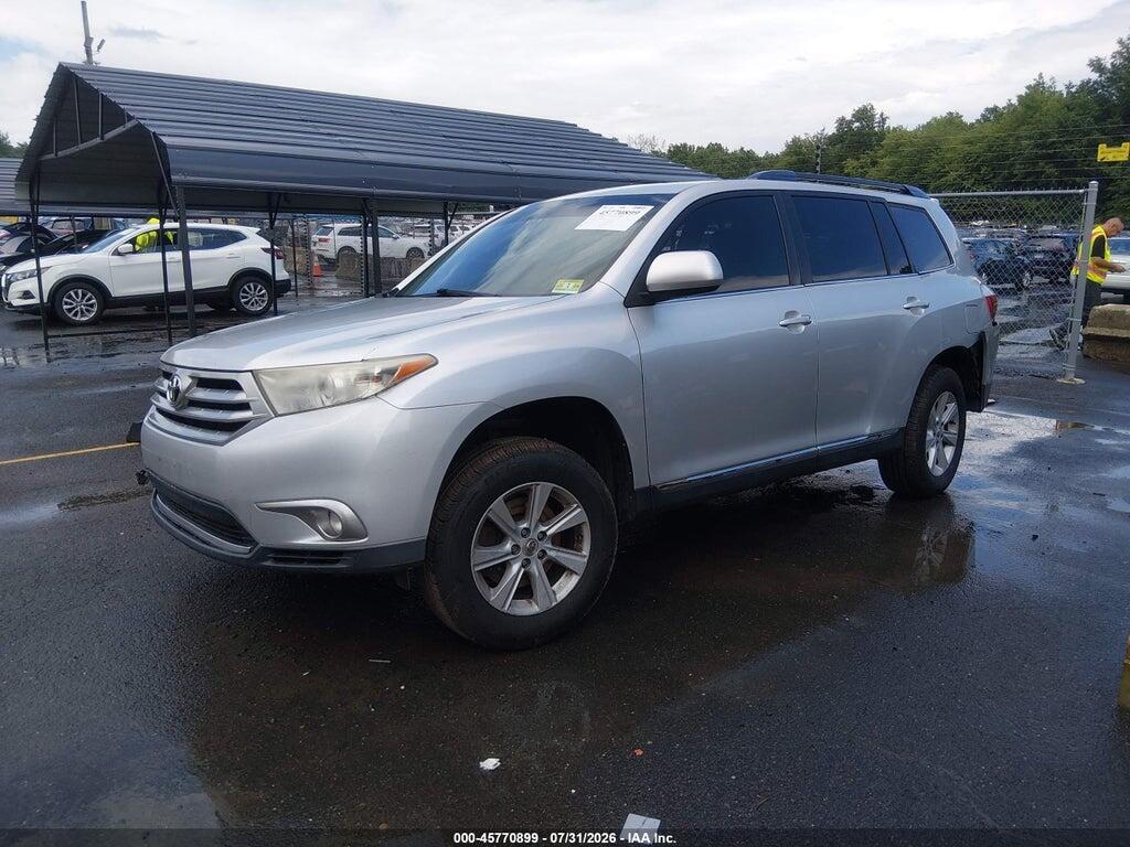 5TDBK3EH4BS057630 2011 TOYOTA HIGHLANDER photo no. 2