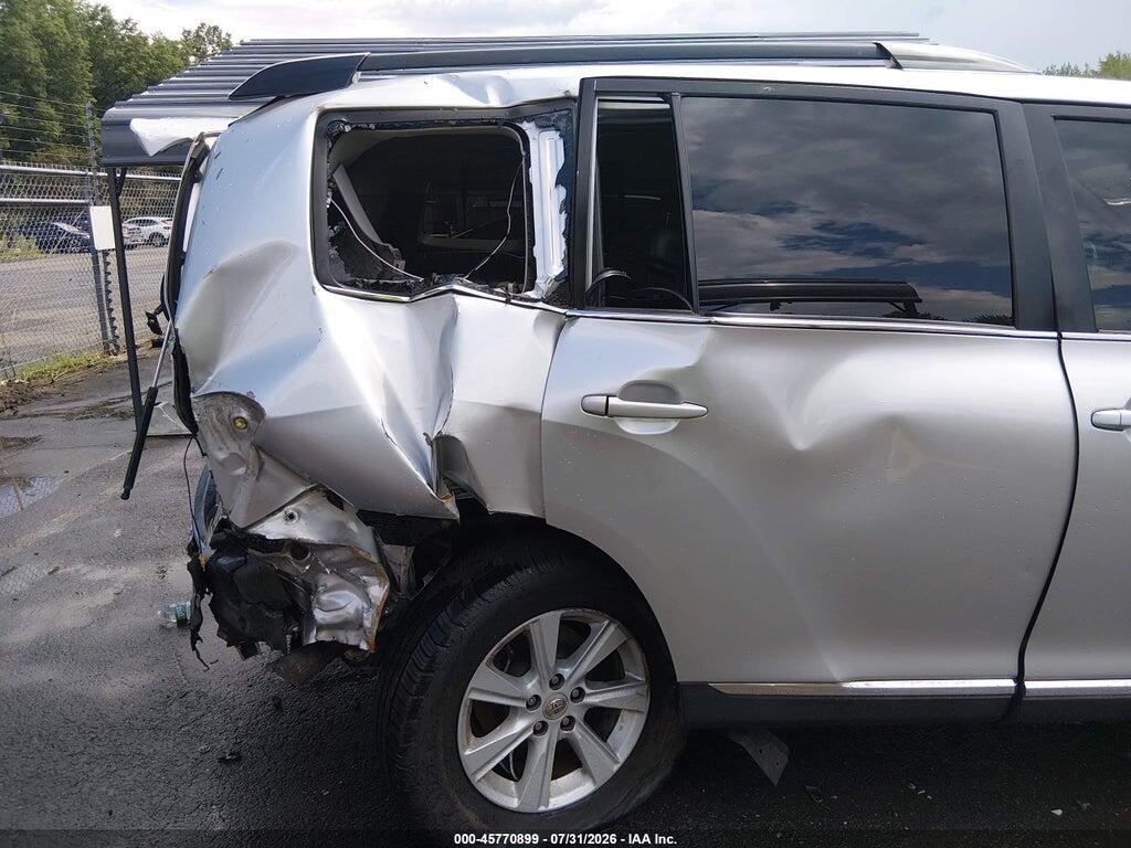 5TDBK3EH4BS057630 2011 TOYOTA HIGHLANDER photo no. 6