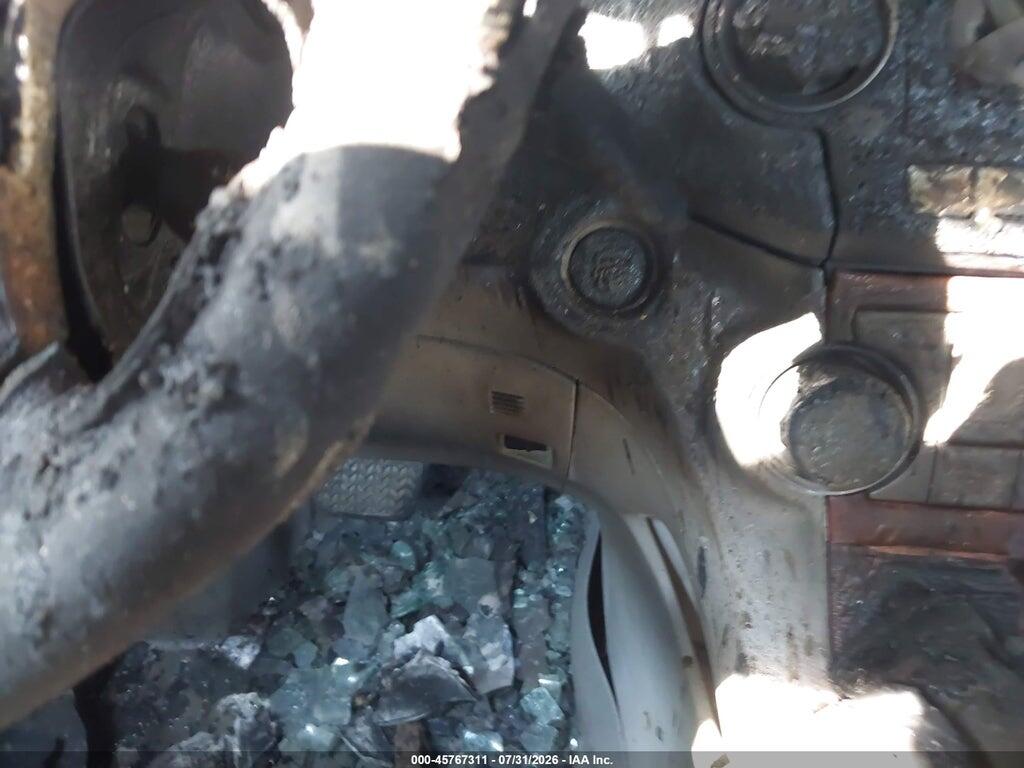 5TDDK3EH6BS043978 2011 TOYOTA HIGHLANDER photo no. 11