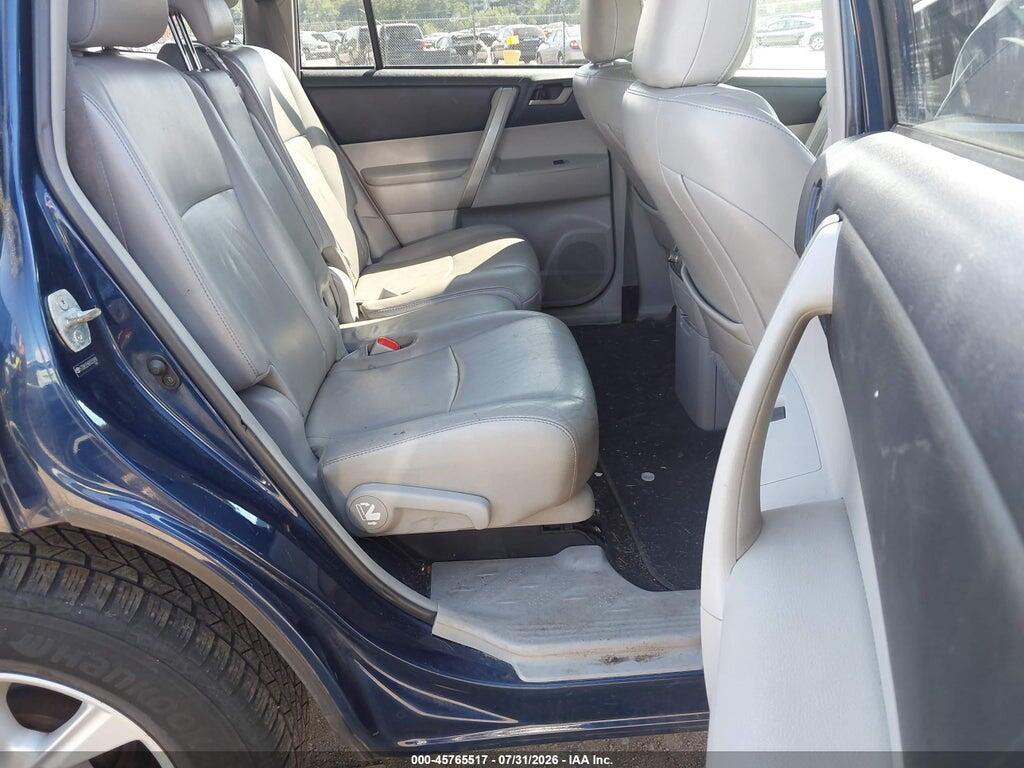 5TDBK3EH6BS050890 2011 TOYOTA HIGHLANDER photo no. 8