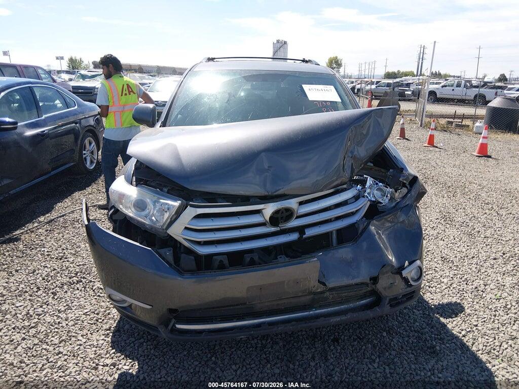 5TDDK3EH3BS069146 2011 TOYOTA HIGHLANDER photo no. 12