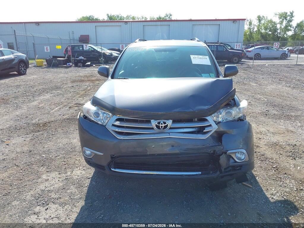 5TDBK3EH8BS083910 2011 TOYOTA HIGHLANDER photo no. 12