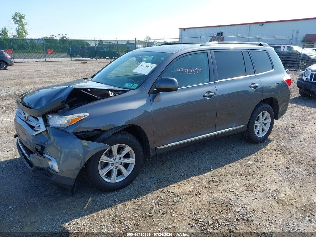 5TDBK3EH8BS083910 2011 TOYOTA HIGHLANDER photo no. 2