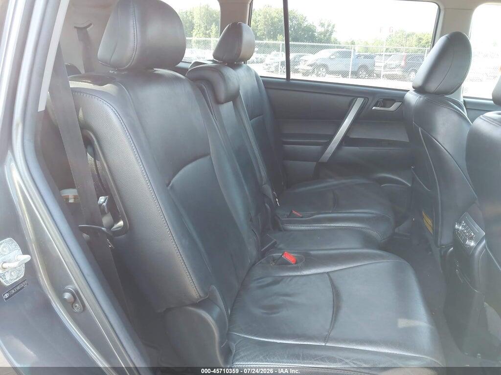 5TDBK3EH8BS083910 2011 TOYOTA HIGHLANDER photo no. 8