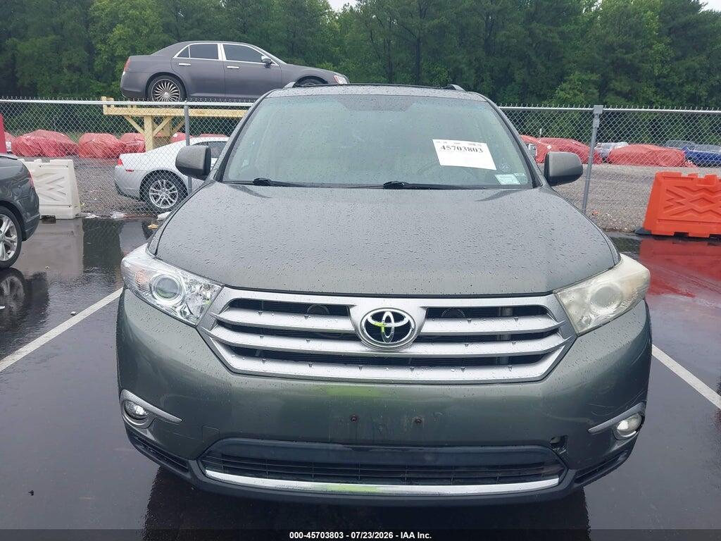 5TDBK3EH4BS049723 2011 TOYOTA HIGHLANDER photo no. 12