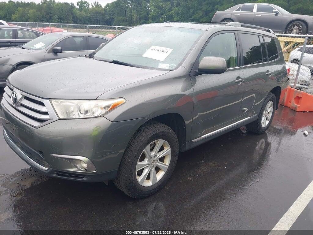 5TDBK3EH4BS049723 2011 TOYOTA HIGHLANDER photo no. 2