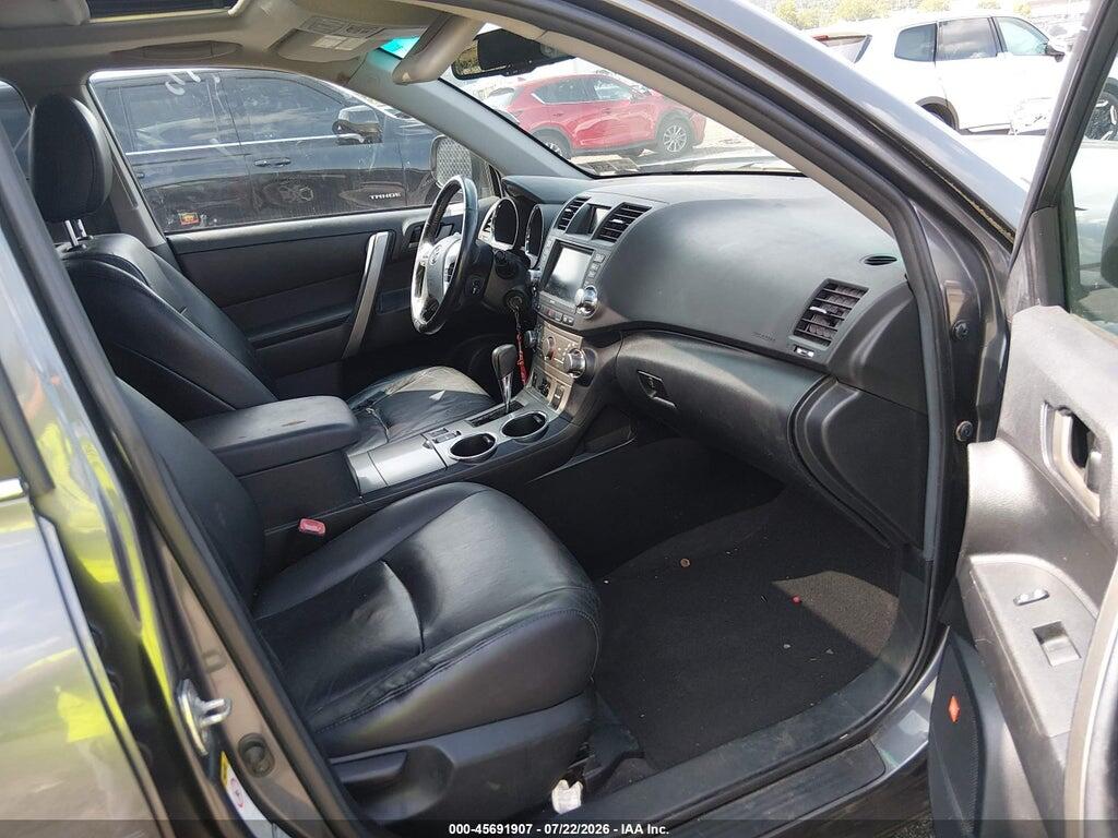 5TDBK3EH9BS067294 2011 TOYOTA HIGHLANDER photo no. 5