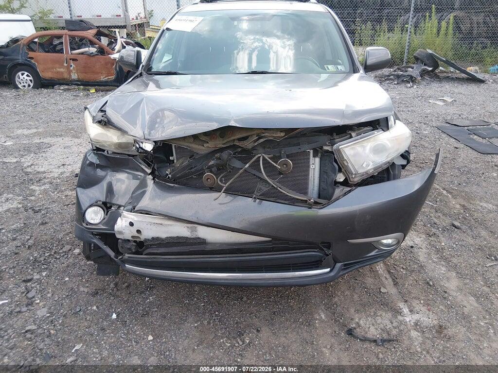 5TDBK3EH9BS067294 2011 TOYOTA HIGHLANDER photo no. 6