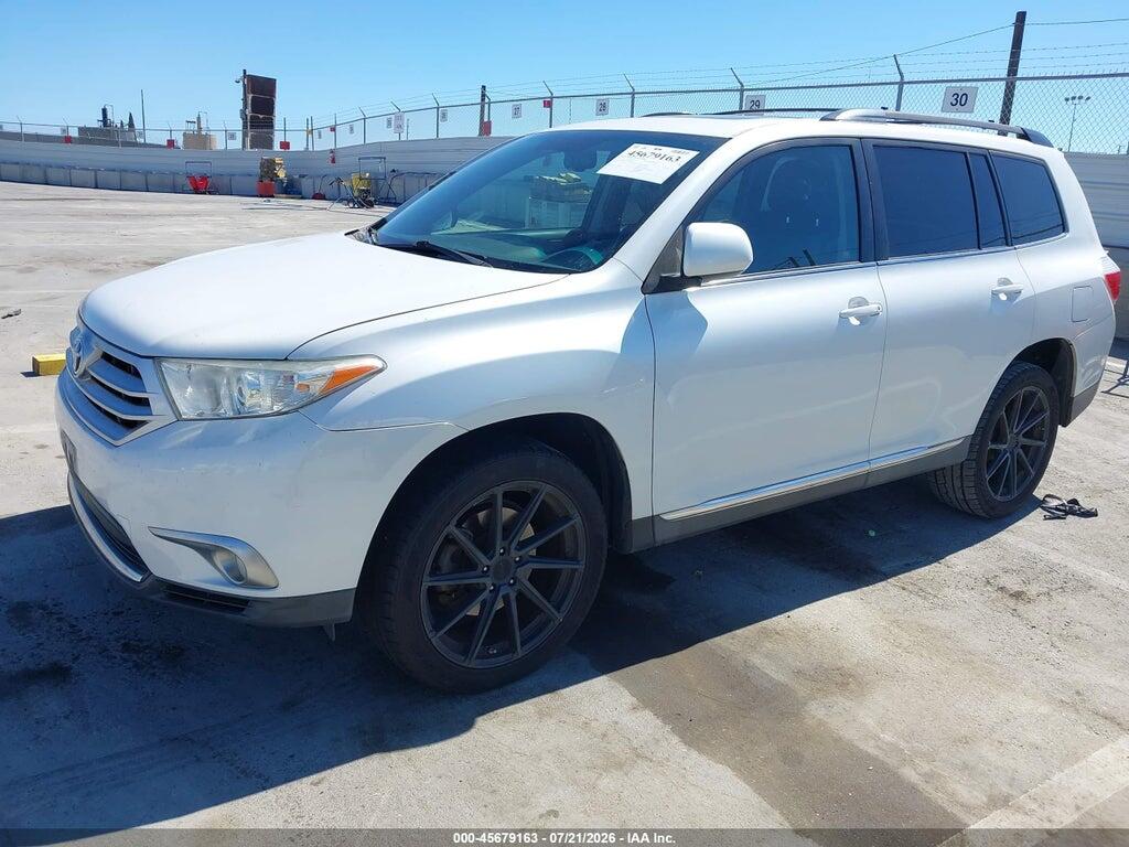 5TDZK3EHXBS049269 2011 TOYOTA HIGHLANDER photo no. 2